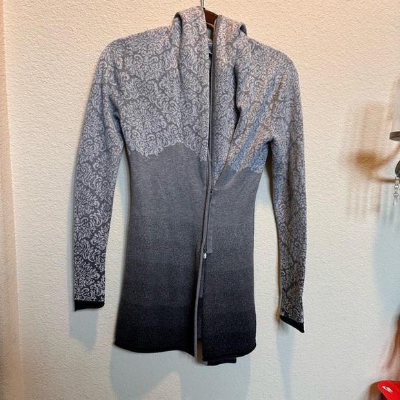 Athleta Gray Utility Jacket with Textured Ombre Design - Picture 1 of 6